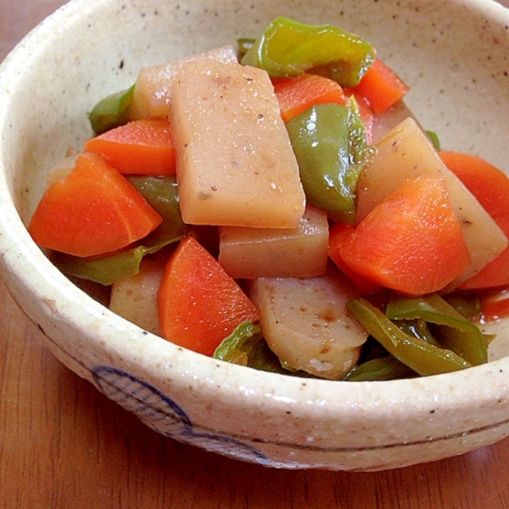 こんにゃくとピーマンの煮物